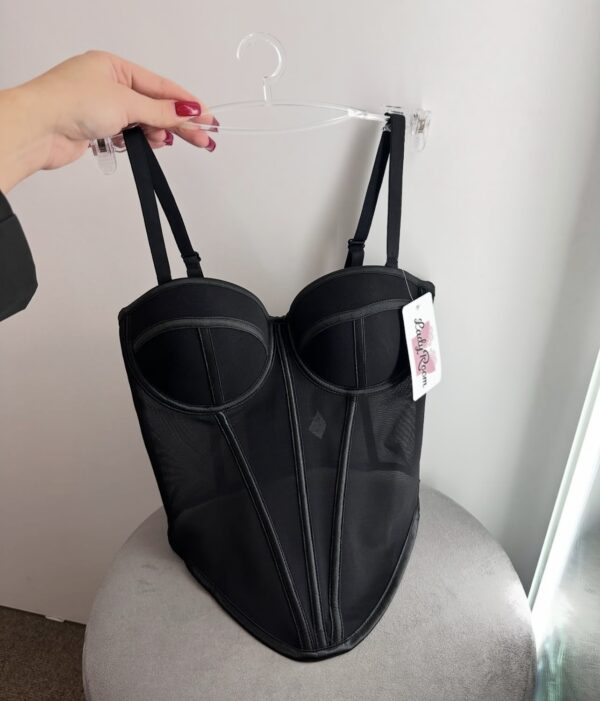 juodas korsetas po švarku - Image 3