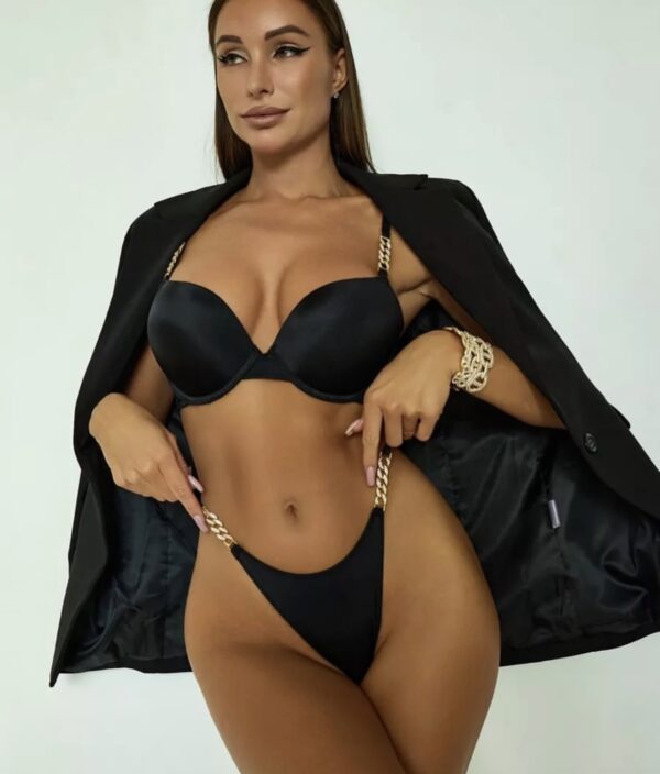Victoria's Secret lygi juoda liemenėlė su push up