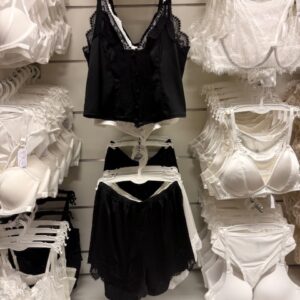 Atlasinė juoda pižama